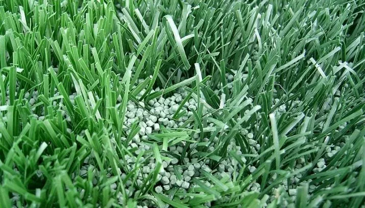 kunstgras drguttorm flickr 715x408