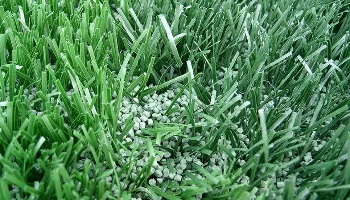 kunstgras drguttorm flickr 715x408