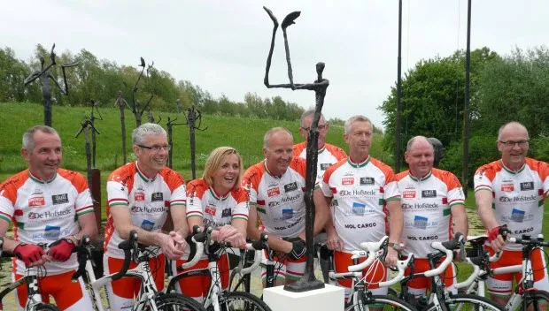 m2ukig66m1zvdkqtnzx6p9bn6 applaus