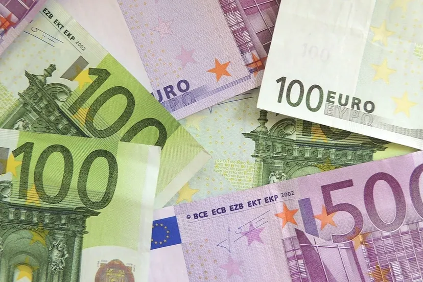 money 171539 1280 1 e1431103500459