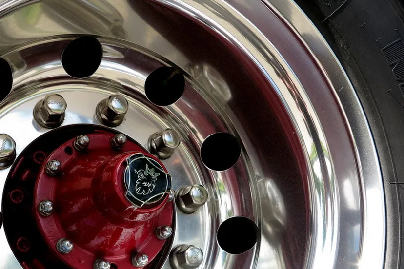 mwiubt99mh300g4wtdj1crg95 wiel