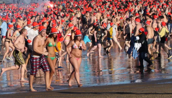 nieuwjaarsduik hq nieuwjaar nieuw koud brr hq 715x408