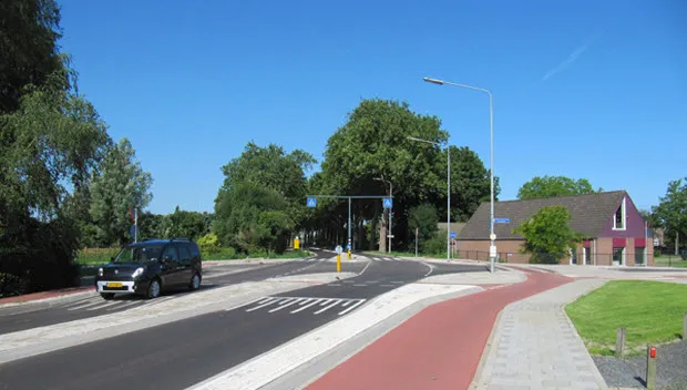 ojer72sgxf6j3iej8vmw90syg plakstraat