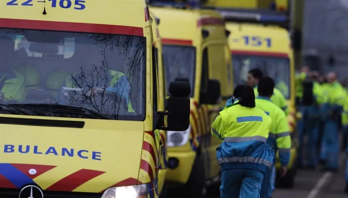 photo rnworg flickrcom cc by sa 20 hq ambulance ongeluk ongeval 715x408