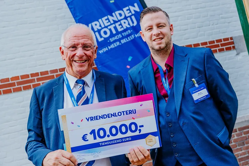 piet uit weurt wint 10000 euro tijdens het vriendenloterij goed geld gala