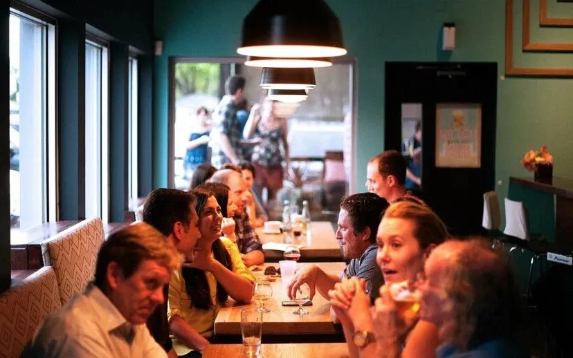 pixabay restaurant 690975 1280 915x518 1