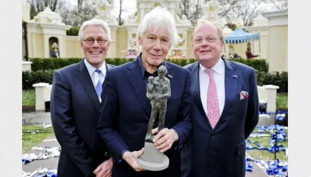 qd8b1sad2jh7zlhmquadwfojm paulvanvliet