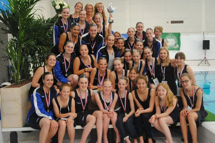 r2sbno3kv5p7hpdfulkewpmqw afbeelding 1 cadans