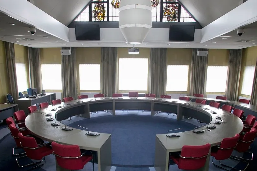 raadzaal 1 naamsvermelding ger loeffen