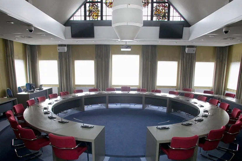 raadzaal 1 naamsvermelding ger loeffen