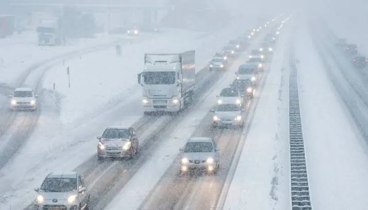 rijkswaterstaat maandag gevaarlijk op de weg 715x408