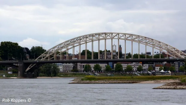 ruj80bsssjfyde5qx24mq5gyw varen over de waal