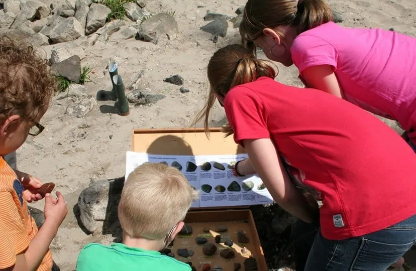 stenen zoeken dijkmagazijn e1446927704466