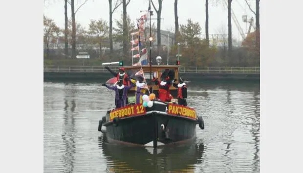 svaf14t1tqglduao772bkao3a sint pakjesboot