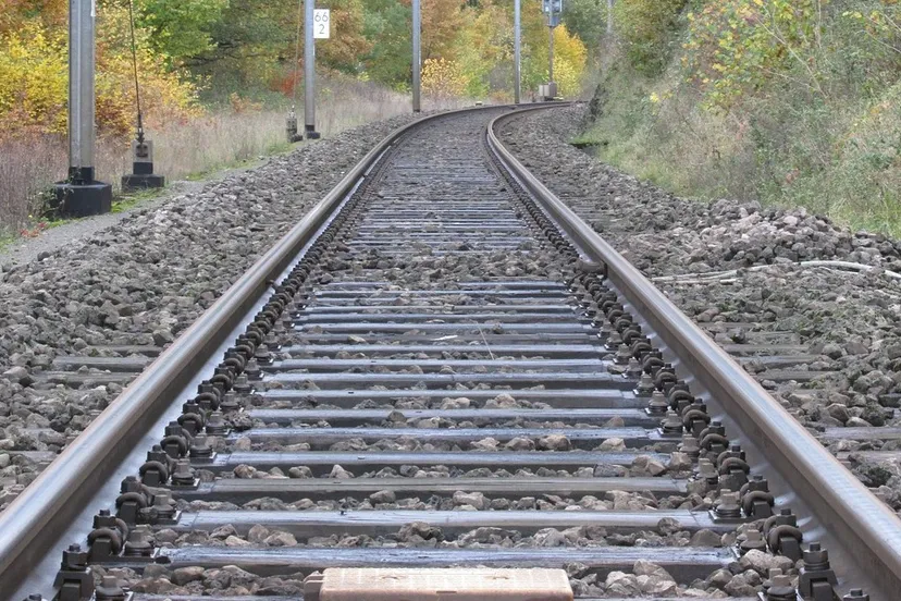 train track 415099 1280 e1433286254599