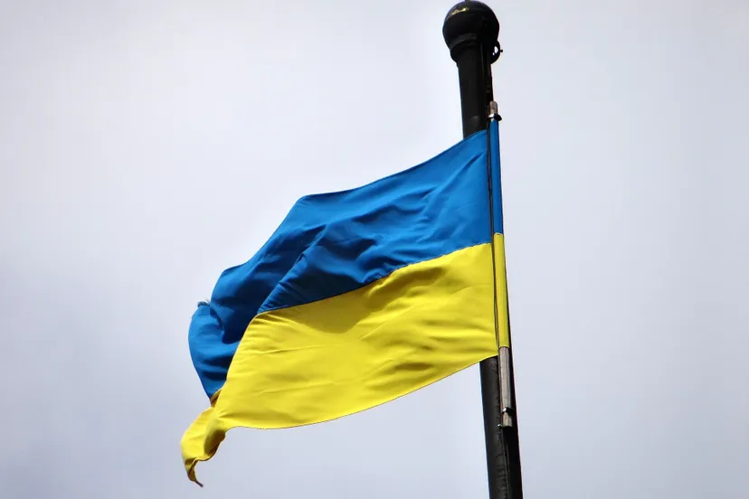 ukrainian flag g9b8e14bfb 1920