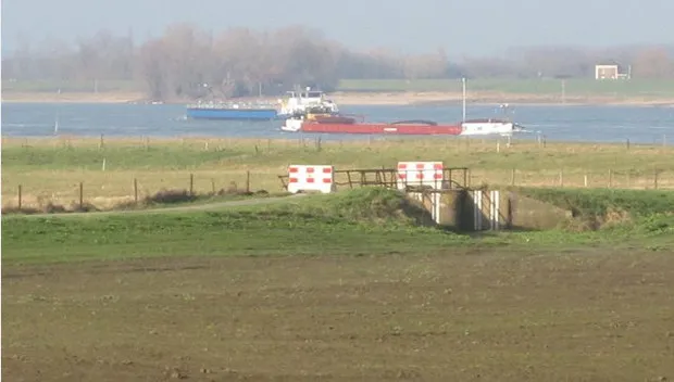 uubqvvcvkjifg5dfq557j0h93 brug uiterwaard ewijk