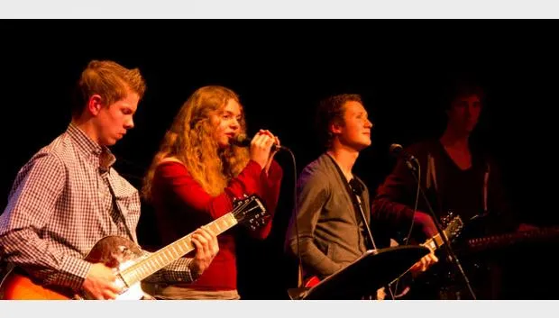 vcirex7xlnnrxhzbufdanv45a rockthehouse