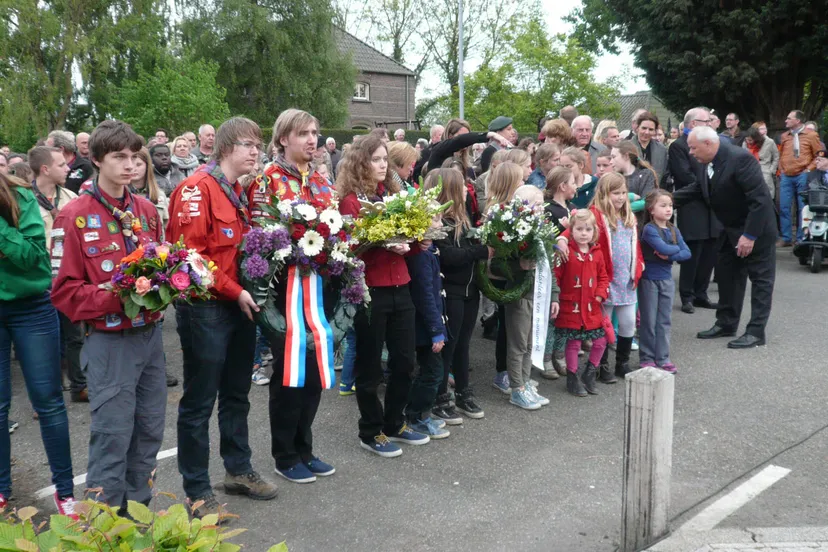 vg7q9pc1aknjxyao40ds9fqkk dodenherdenking beuningen 2014