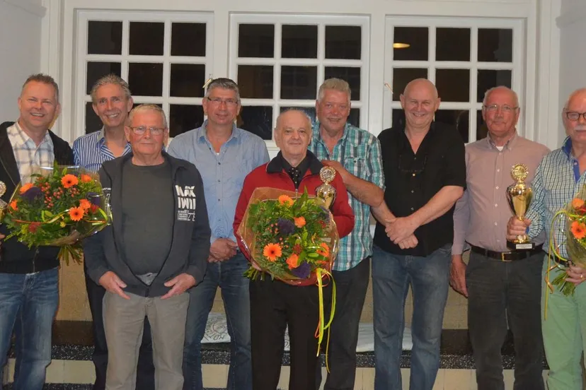 vmrouflh3efqzzyqajzqrp35q afbeelding hwh