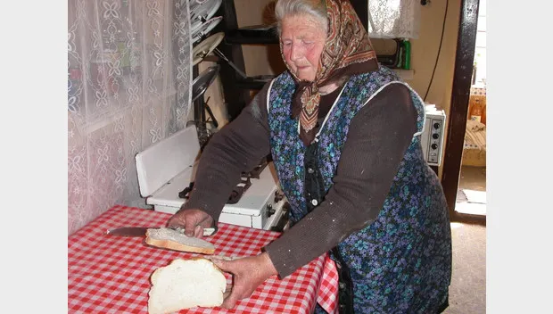 wqg2wk8s14jd2e4prce3jw2v2 tra 3220 djg apr03 024