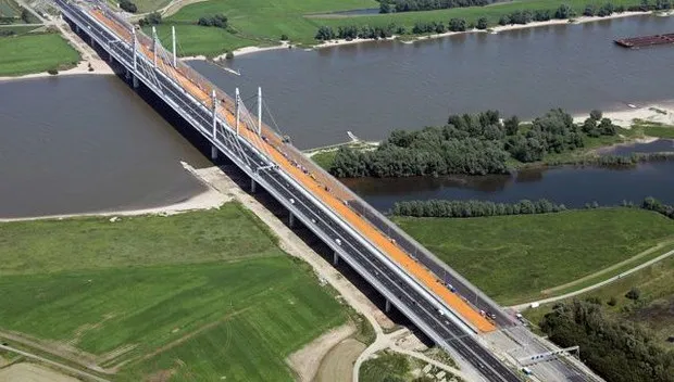 xvcrz68f9gc031ukevv6poj2t brug ewijk