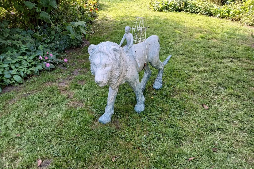 8c5d030e 532c 4a00 a5c6 45945902b920