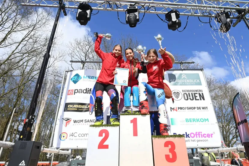 iva hendrix njk baan 290325