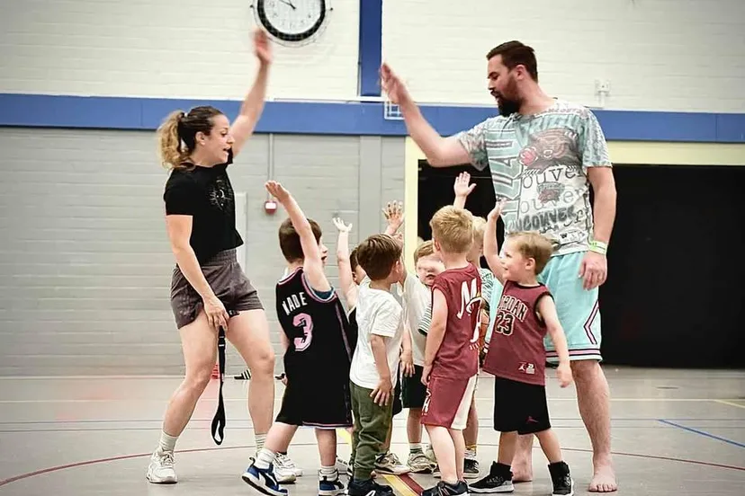 529007168_2000889874022196_2983060808880526208_n