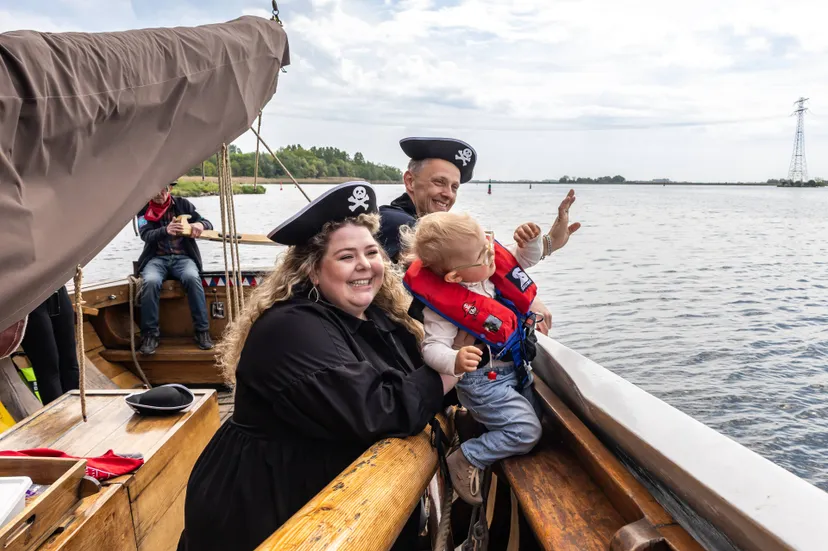 20_kroeze_stichting_opkikker_opkikkerdag_persbericht_02052026_ppp_042026-5