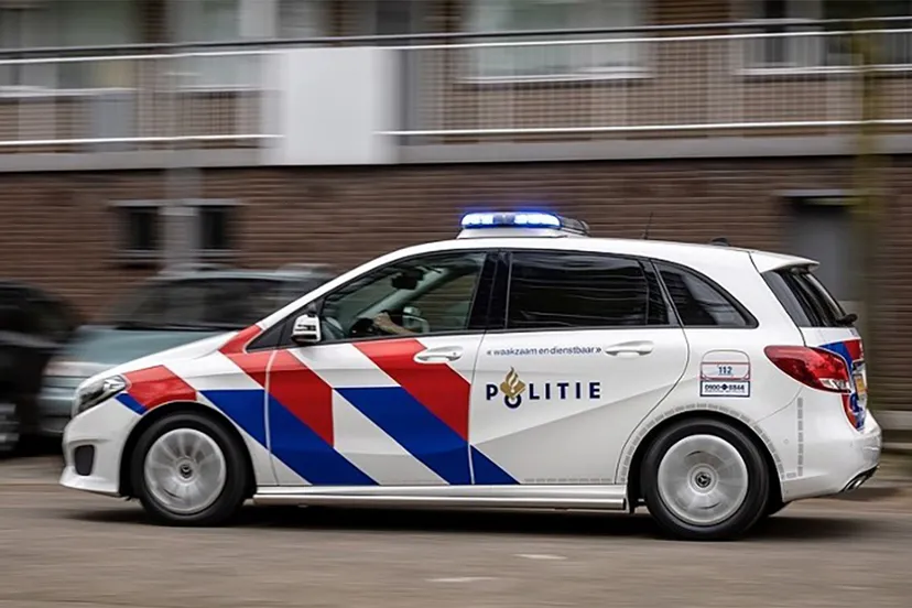 2019 04 25 politieauto mercedes pm004