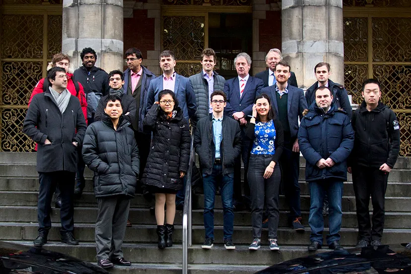 96a7457 mr voor het academiegebouw