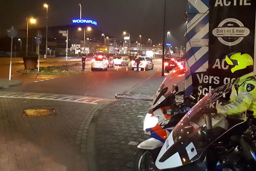 avondcontrole politie ijmond