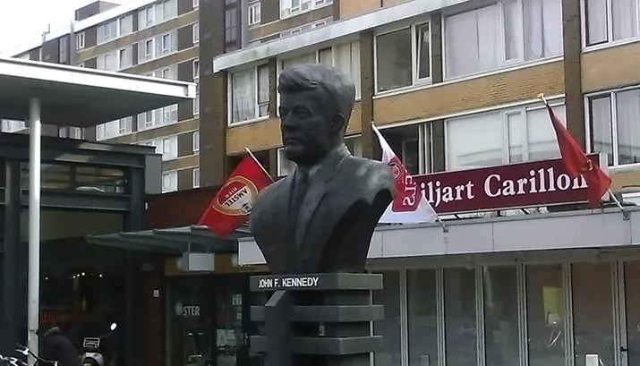 beeld kennedy banner