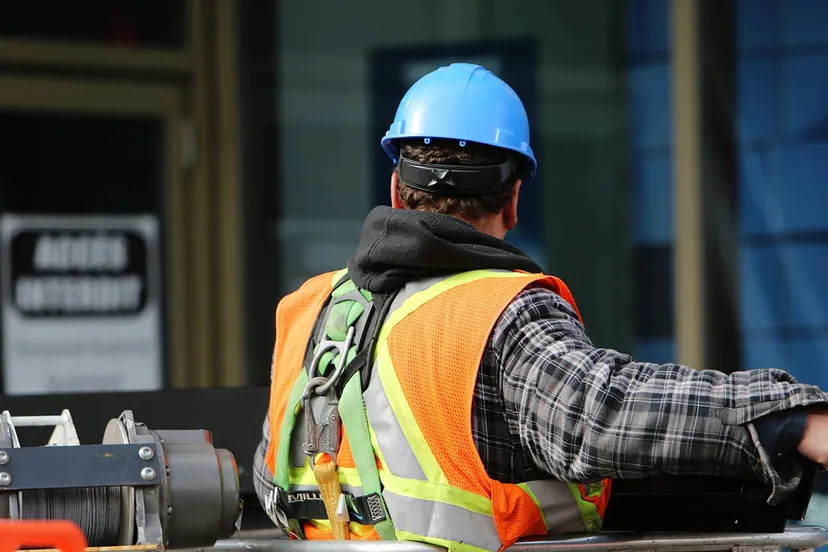 construction worker 569126 1280