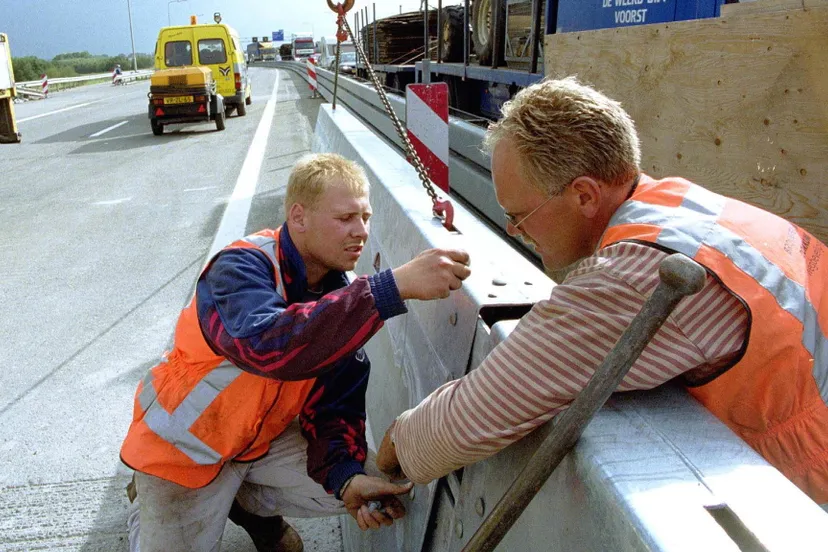 d34x1srrdckbqqla7mq7mszly file door wegwerkzaamheden