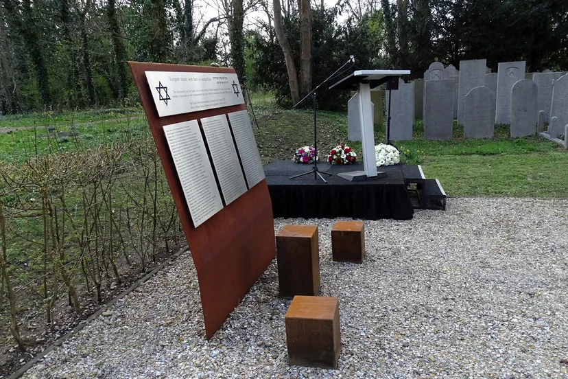 foto 25 3 2024 125 herdenking joods namenmonument op begraafplaats duinrust kopie