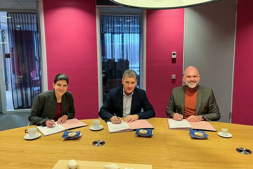 foto ondertekening samenwerkingsconvenant esij 31 01 24 kopie
