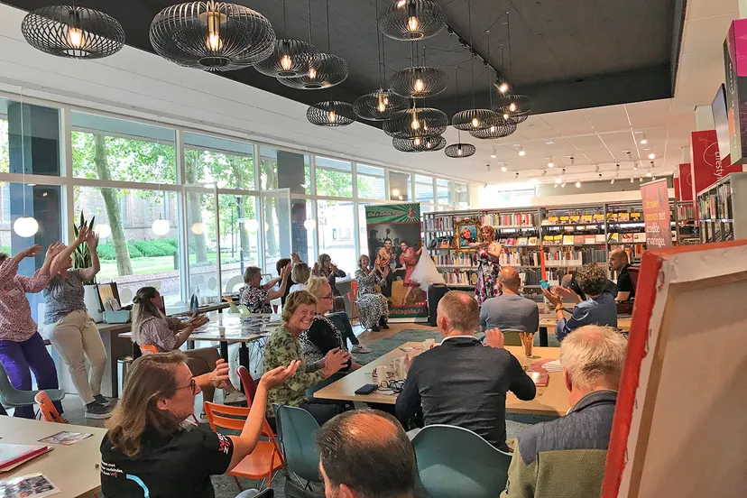 foto opening geheugenkabinet beverwijk kopieren