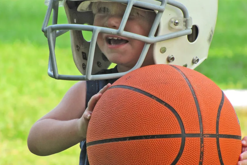 game play boy kid male basketball 1349659 pxherecom