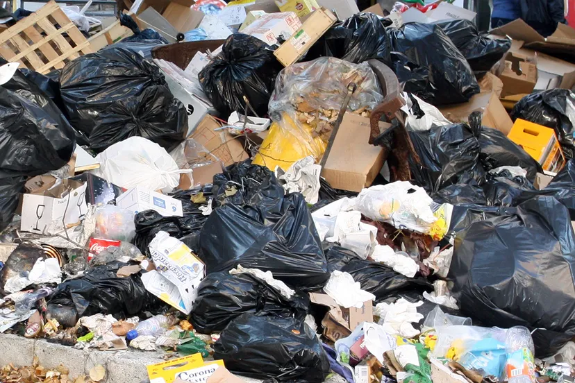 garbage heap 354510 pixabay