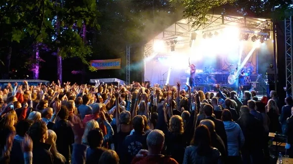 gdjn448uwomh2eodvox7by32b young art festival