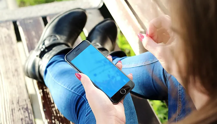 iphone 500291 1280 banner