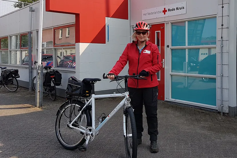 nieuwe bikes voor rode kruis ijmond