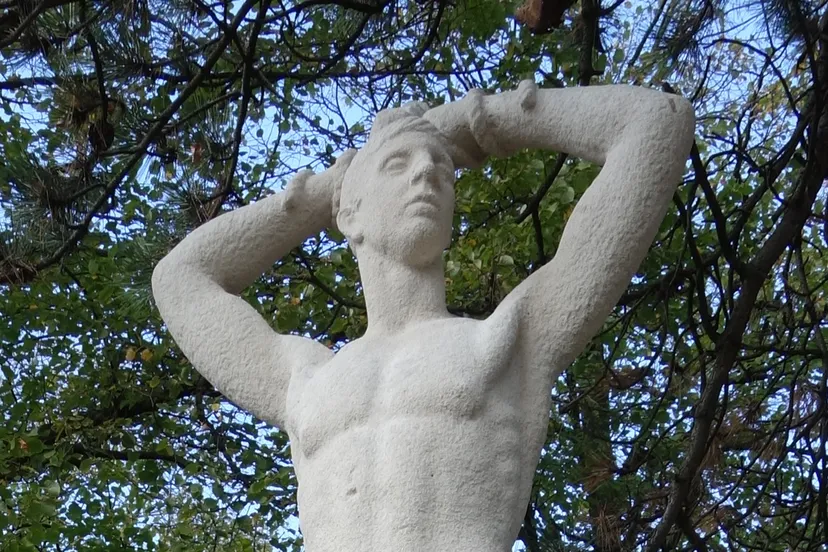 oorlogsmonument westerhoutplein beverwijk kopie3