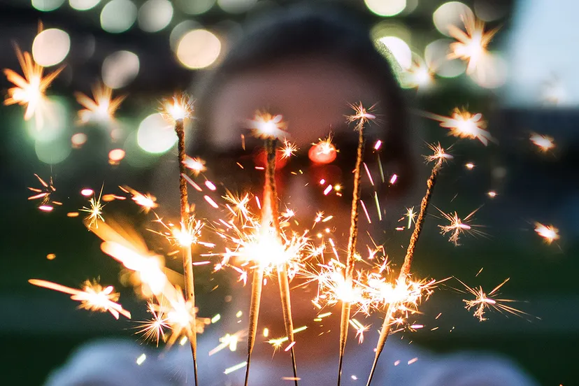 photo 1528789155882 e67048415894