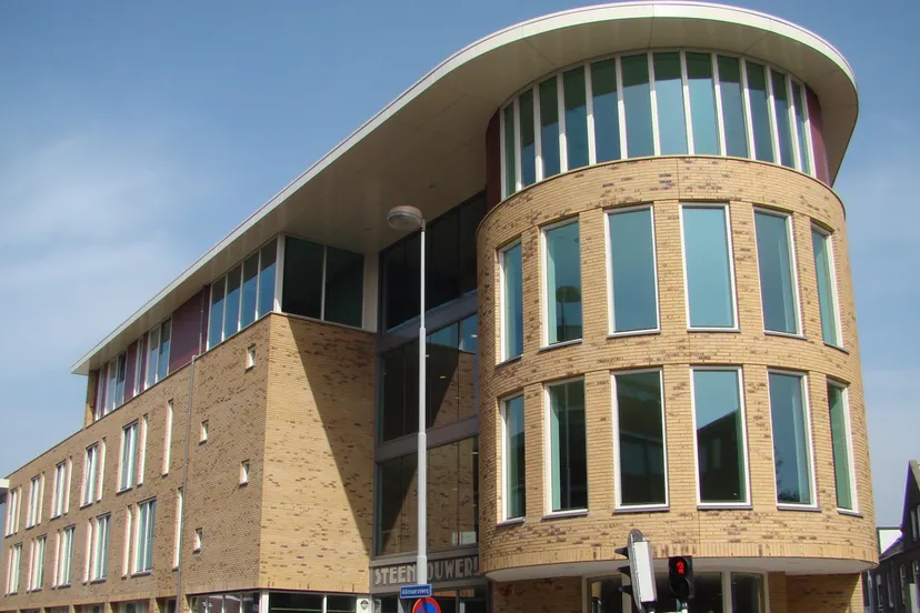 pxt3e32ki0i9o7dukv35lyb6a jpeg image 1