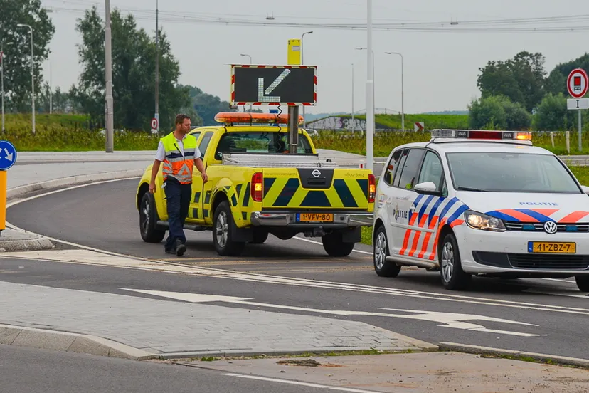 r6tt0wlos3kb9hrpptria4u3n 20140828a9bwk 3