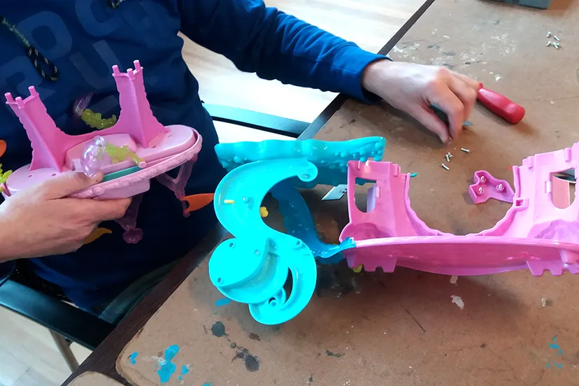 speelgoed repair cafe