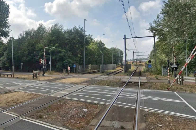 spoorovergang wenckebachstraat google streetview
